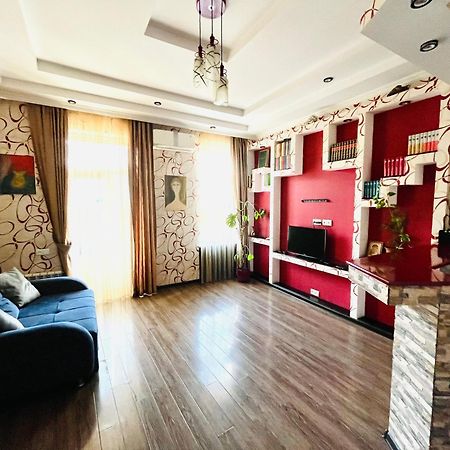 Jeji'S Apartment 트빌리시 외부 사진